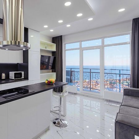 Sea Pearl Apartment Odessa Ngoại thất bức ảnh