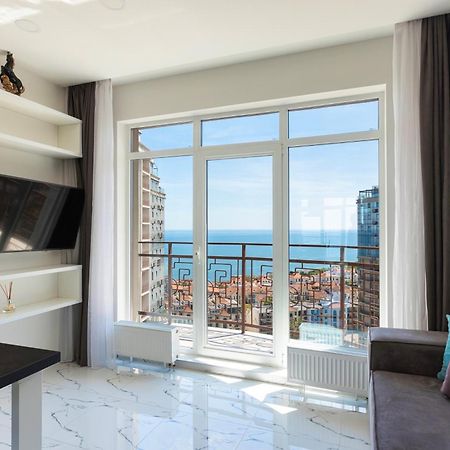 Sea Pearl Apartment Odessa Ngoại thất bức ảnh