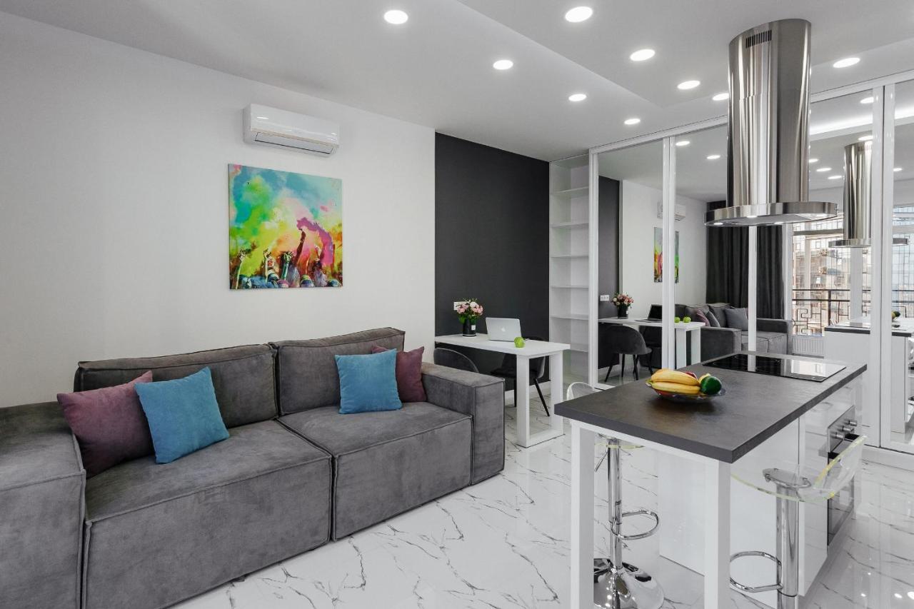 Sea Pearl Apartment Odessa Ngoại thất bức ảnh